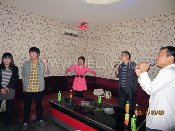 2011年10月，鄭州企鵝糧油機械有限公司--外貿部，十一國慶節(jié)團體活動！(圖2)