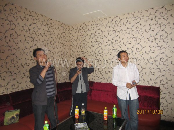 2011年10月，鄭州企鵝糧油機械有限公司--外貿部，十一國慶節(jié)團體活動！(圖6)