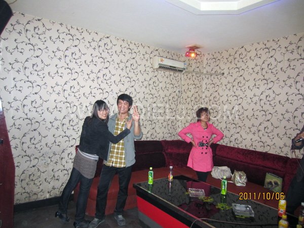 2011年10月，鄭州企鵝糧油機械有限公司--外貿部，十一國慶節(jié)團體活動！(圖7)